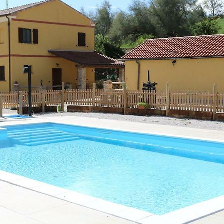 Agriturismo Fattoria Del Colle Iesi Eksteriør bilde
