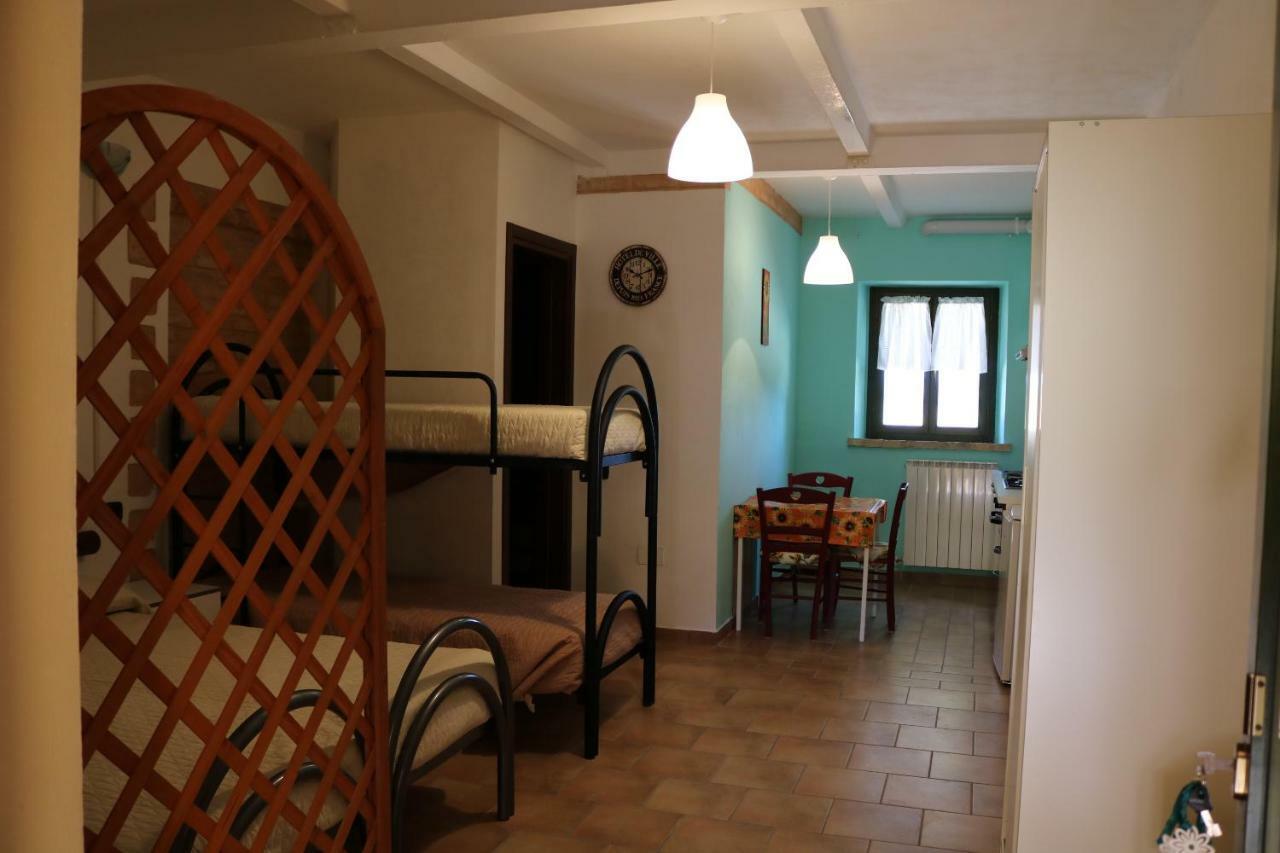 Agriturismo Fattoria Del Colle Iesi Eksteriør bilde