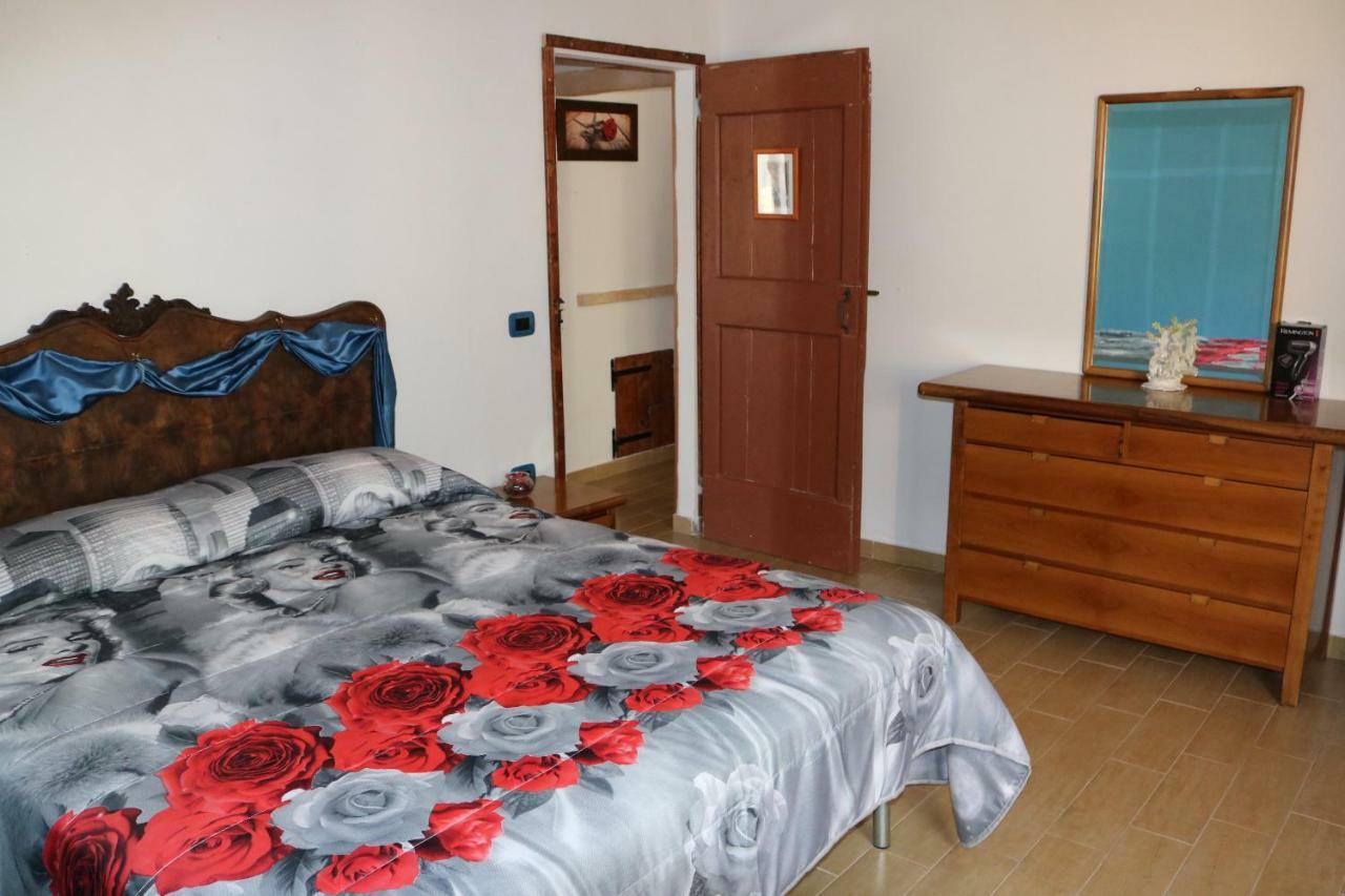 Agriturismo Fattoria Del Colle Iesi Eksteriør bilde