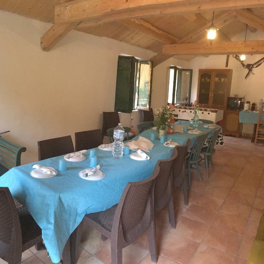 Agriturismo Fattoria Del Colle Iesi Eksteriør bilde